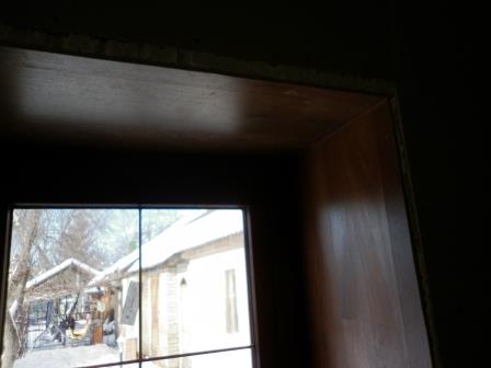 деревянное окно со стеклопакетом