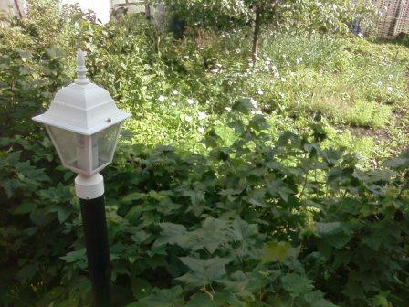 садовый светильник