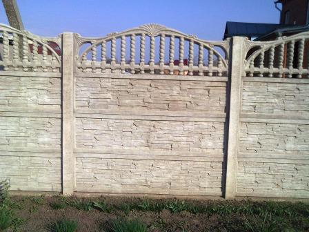 наборный бетонный забор